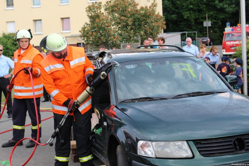 140 Jahre FF - Übergabe ELW-KdoW