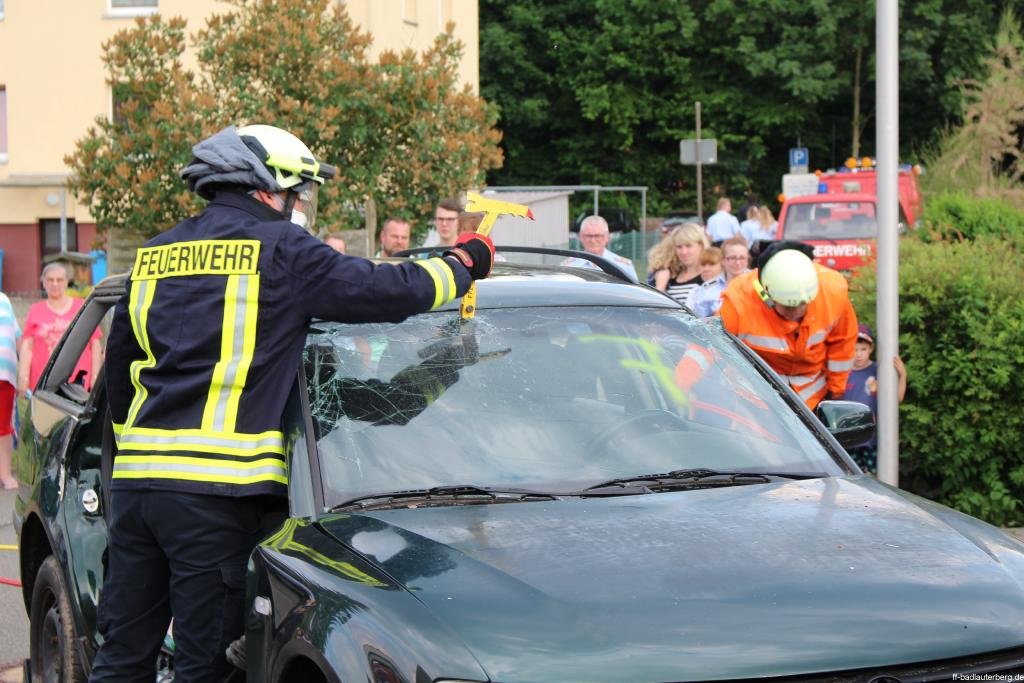 140 Jahre FF - Übergabe ELW-KdoW