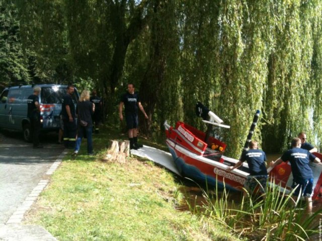 19. Papierbootregatta